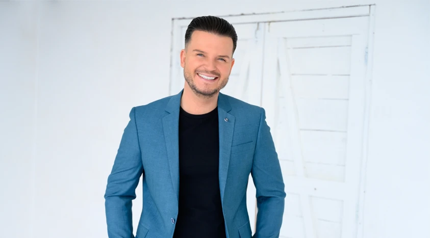 muziek video mike peterson